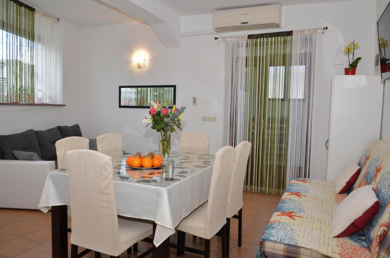 Apartamento Ma-Lo Pirovac Exterior foto
