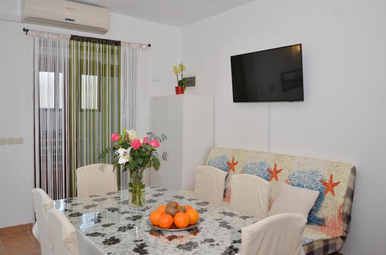 Apartamento Ma-Lo Pirovac Exterior foto